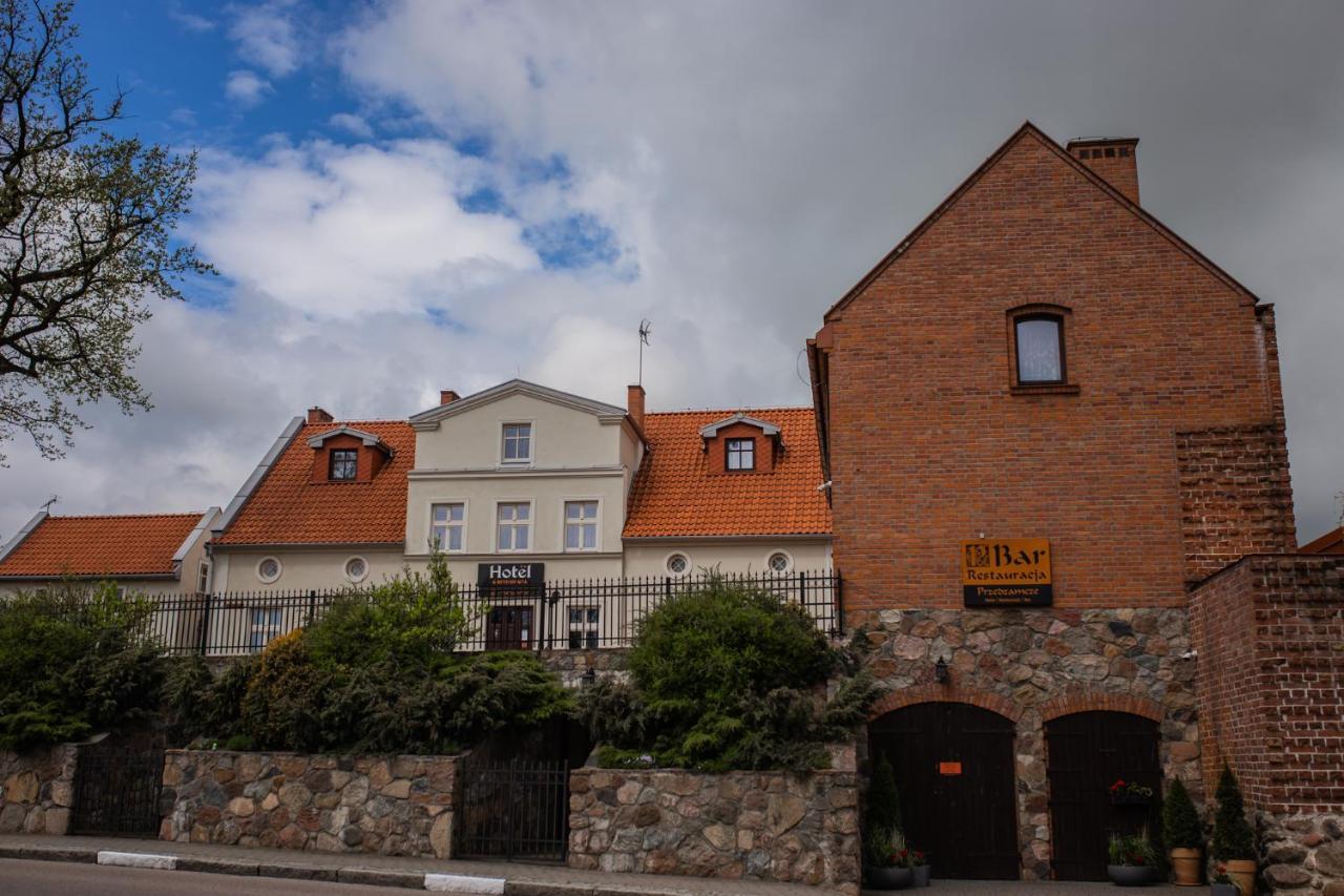Hotel Przedzamcze Dzialdowo Exteriör bild
